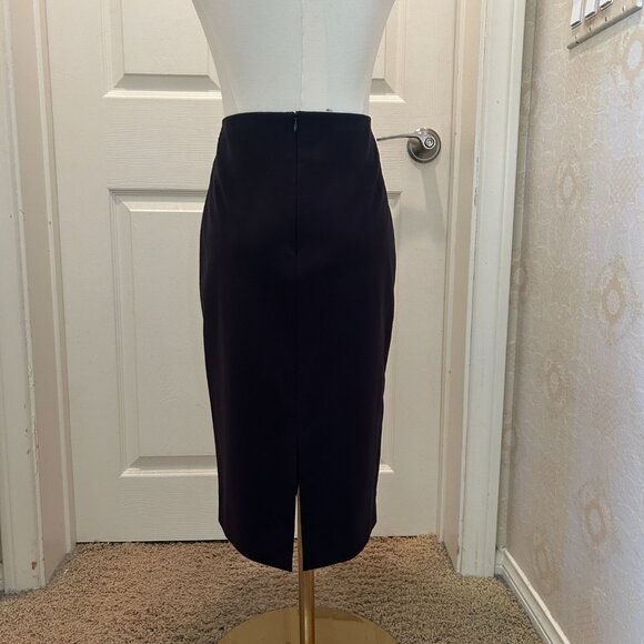 L'AGENCE Black Pencil Skirt w/ Small Slits in Front and Back Size 8 Retail $450 - Picture 2 of 7